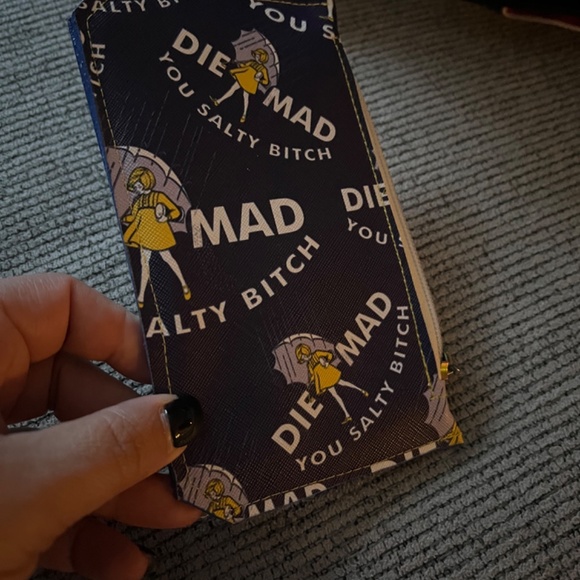 Salty wallet - Picture 2 of 9